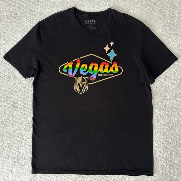 Rare Vegas Golden Knights VGK Black Rainbow Pride T-Shirt Gold Foil Size XL - Picture 7 of 7